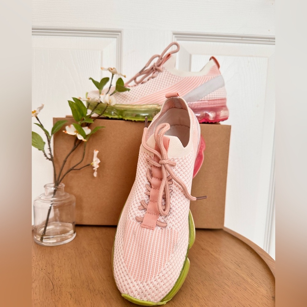 LA SHEELAH ~ Stylish Pink and Green Women's Breathable Stretch Sneakers size 7 - Picture 5 of 7